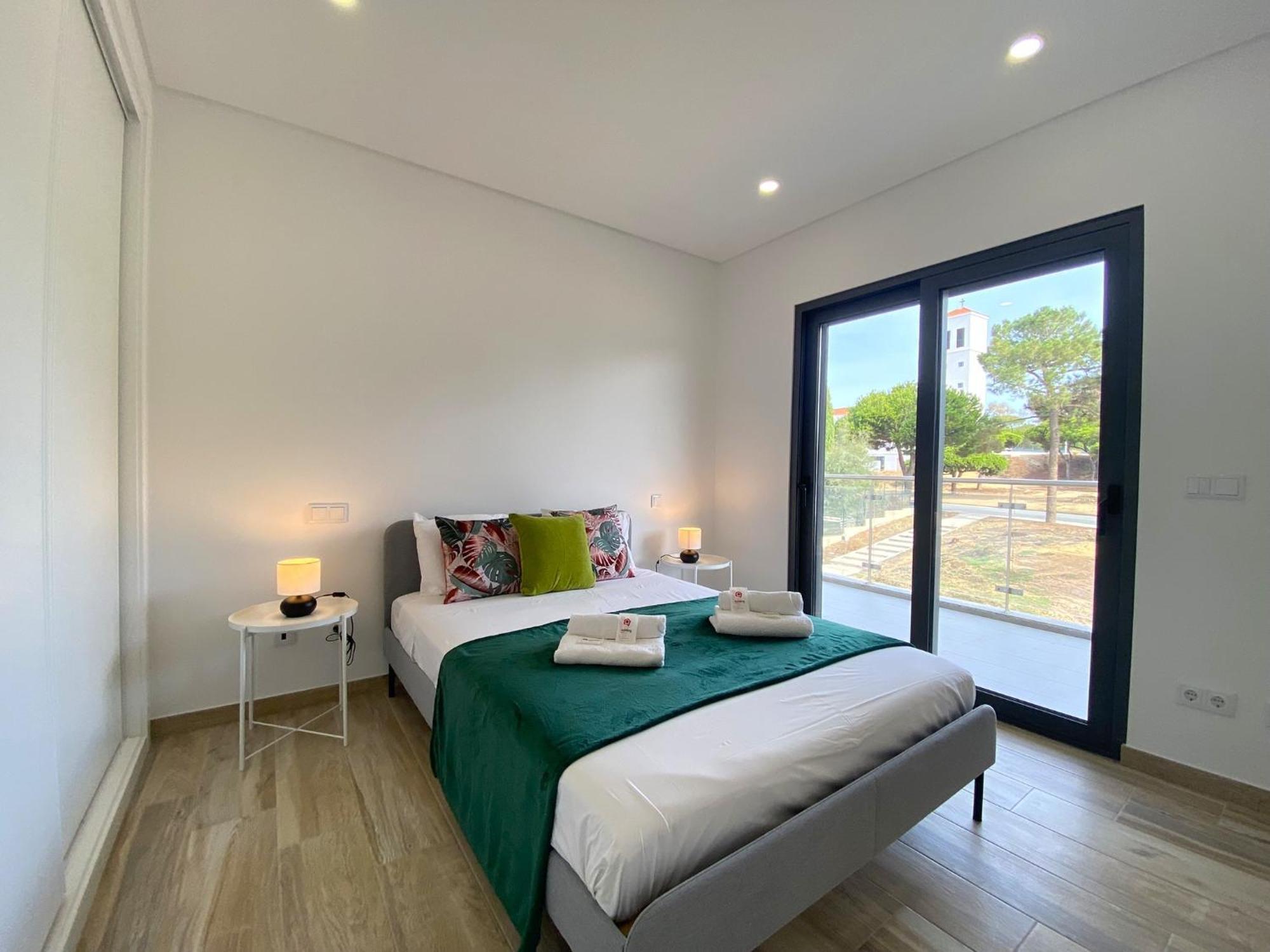 Quarteira Modern By Homing Apartment Ngoại thất bức ảnh